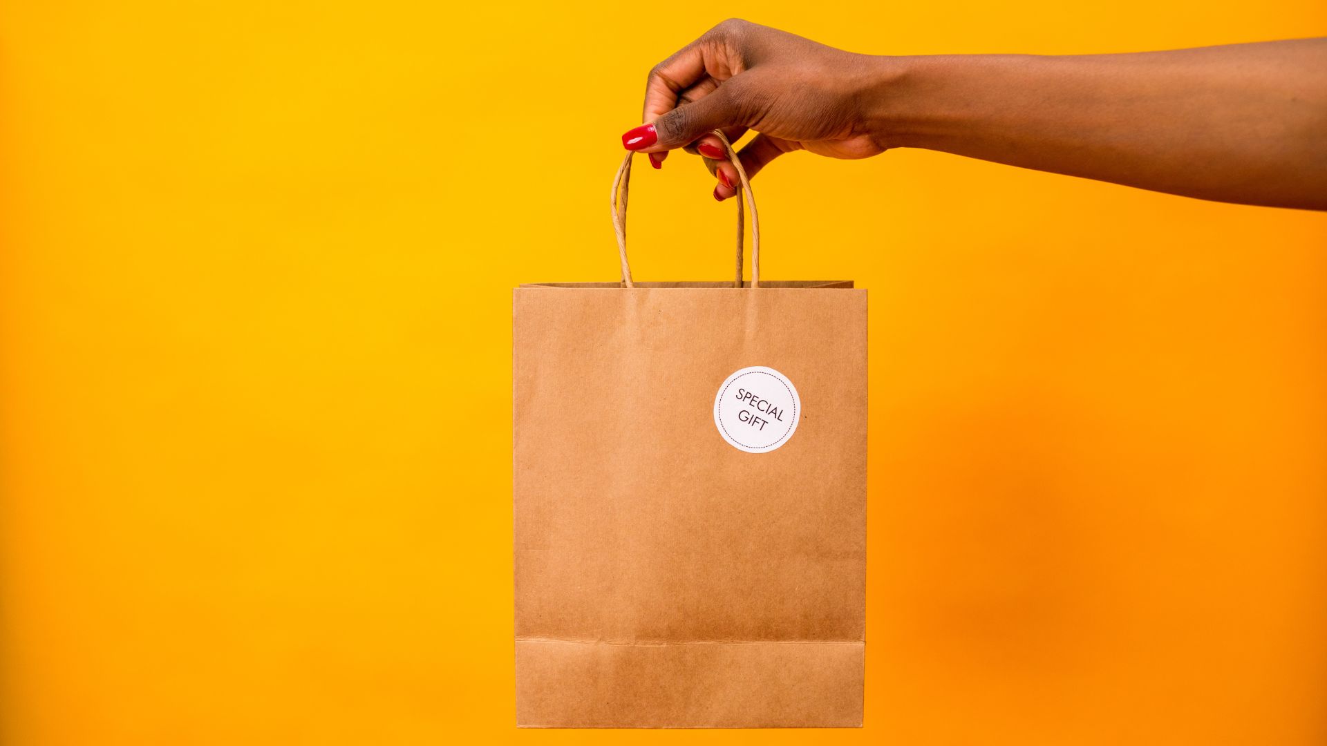 La bolsa de papel: un envase que cumple con el futuro de la sostenibilidad en Europa