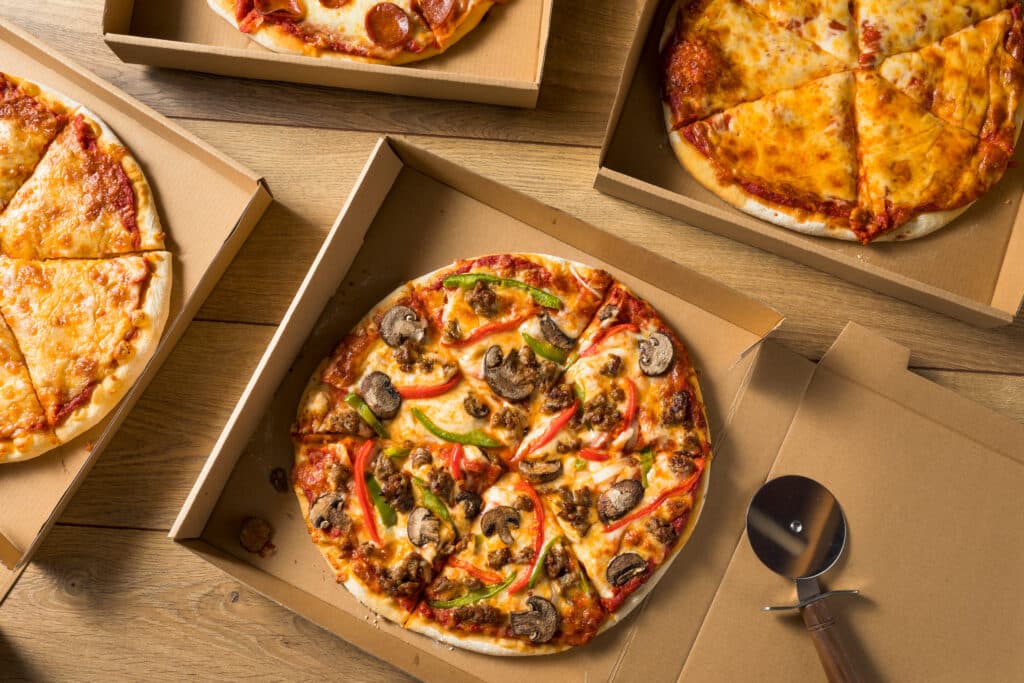 cajas de pizza carton take away